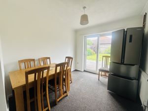 Dining Room - click for photo gallery